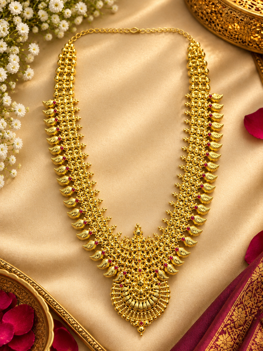 HEAVY NECKLACES